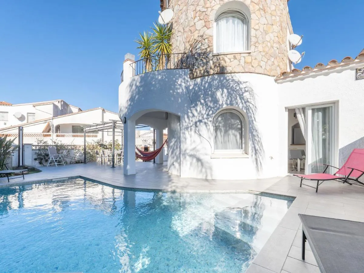 Holiday Home Dreams By Interhome Empuriabrava Hiszpania