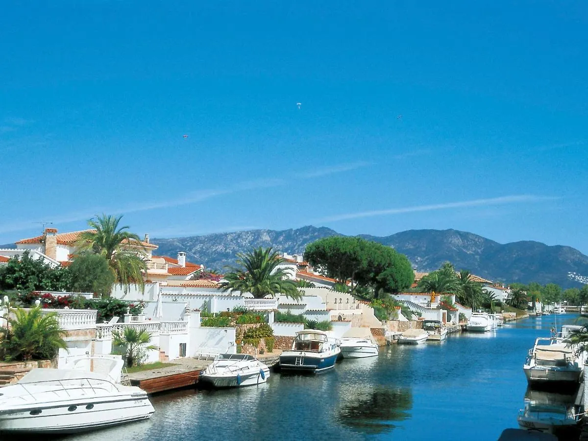 Holiday Home Dreams By Interhome Empuriabrava